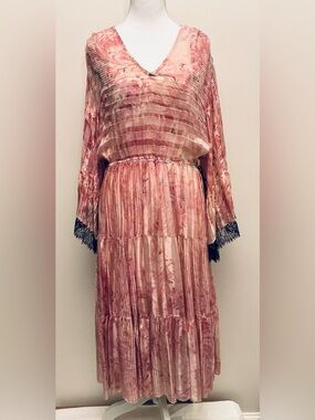 Pink Floral Midi Dress with Black Lace Cuff